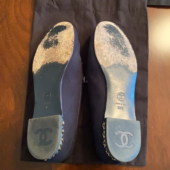 Authentic Chanel loafers - Picture 3 of 5